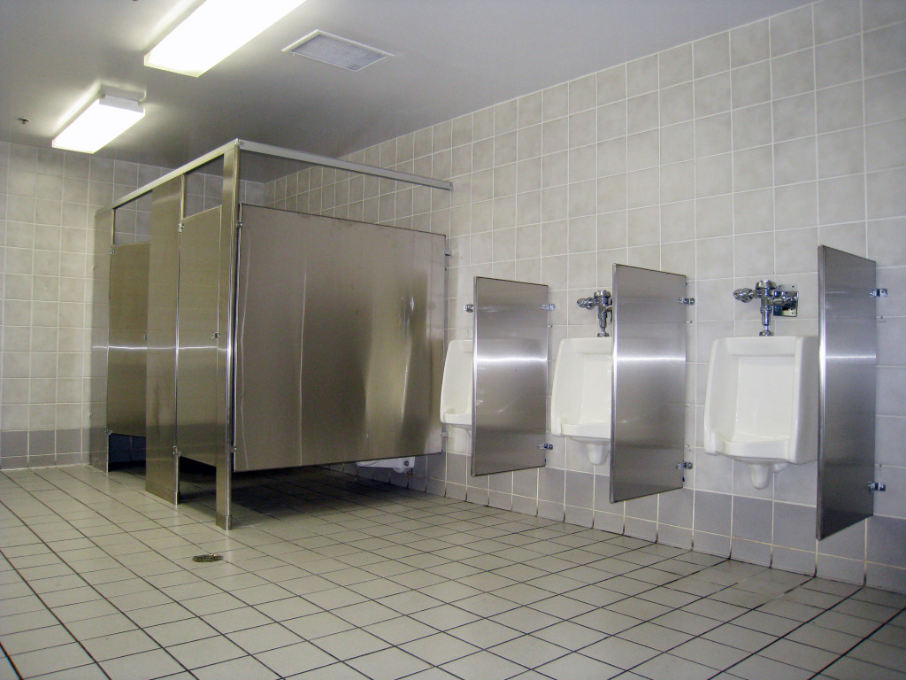 Urinal Choice: It's not difficult.